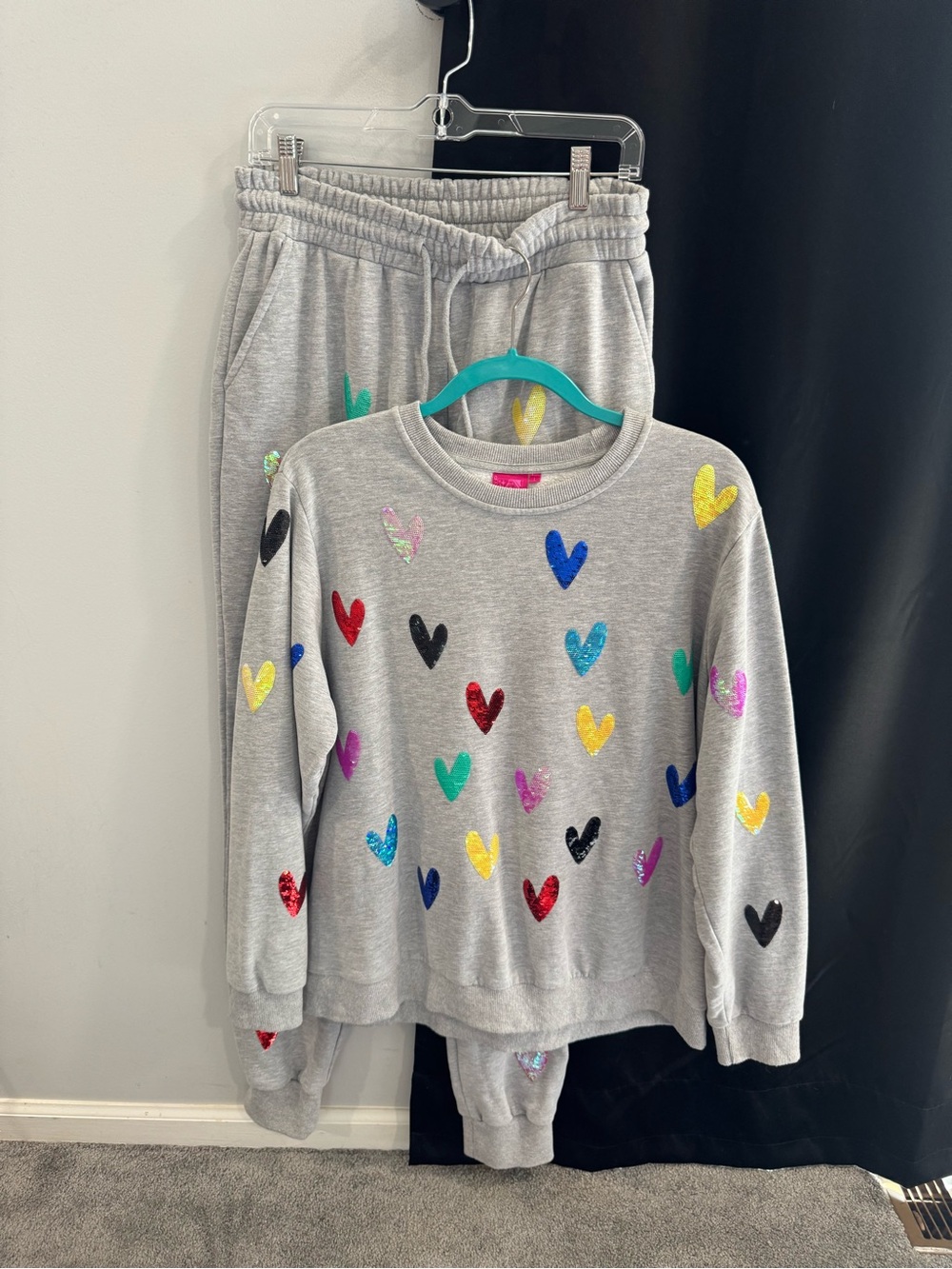 Queen of Sparkles Grey Heart Sweatpants and Sweatshirt Set - Picture 1 of 9